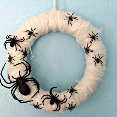 Mummy Spider Wreath | Crafty Little Gnome | Craft Collector