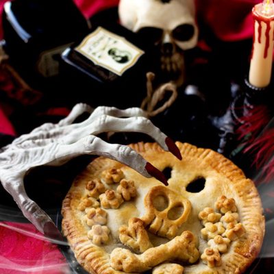 Poison Apple Pie Les Trois Madeleines | Craft Collector