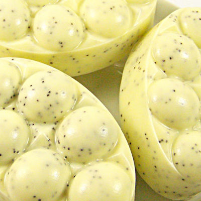 Lemon Poppyseed Soap | Rustic Escentuals | Craft Collector