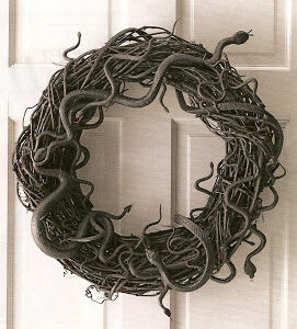 Snake Wreath | The McIllece Spot | Craft Collector