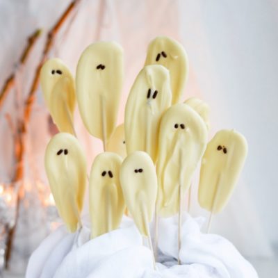 Ghost Pops | Mitzy at Home | Craft Collector